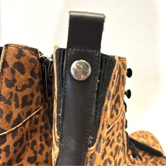 Donald Pliner Ease Leopard Print Suede Lace Up High Top Boots, Size 7 NWOB - Picture 12 of 12